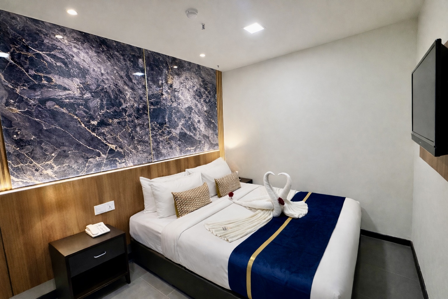 Standard Queen Room at Swiss Hotel Kuala Lumpur